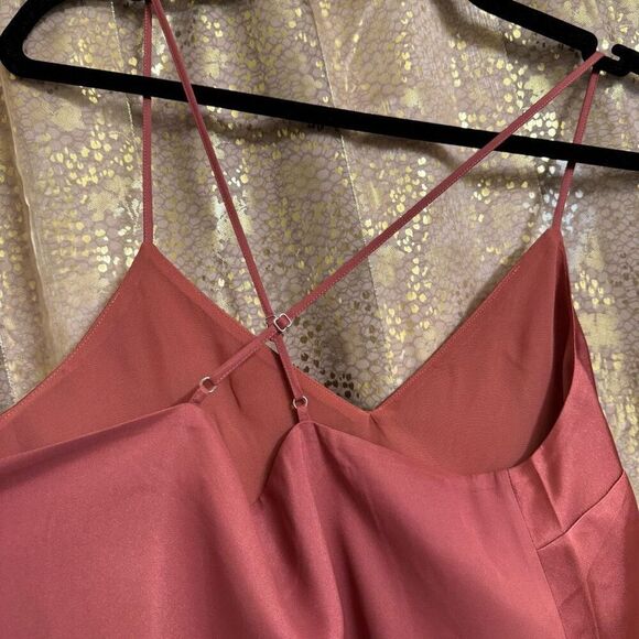 Express Satin Seamed V-Neck Cross-Back Downtown Cami Small NWT Mauve Orange - Picture 5 of 8